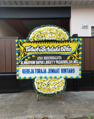 Papan Bunga Duka di Kwanyar